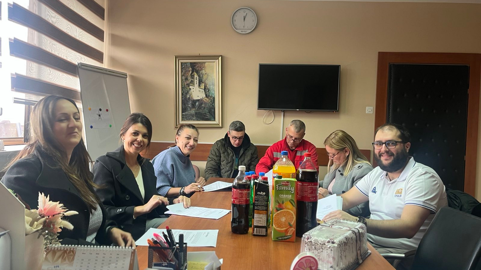 У Дому здравља у Старој Пазови уручено 8 нових уговора о сталном запослењу